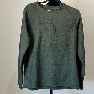 Magellan Moisture Wicking Outdoors Olive Long Sleeve Tee  size M